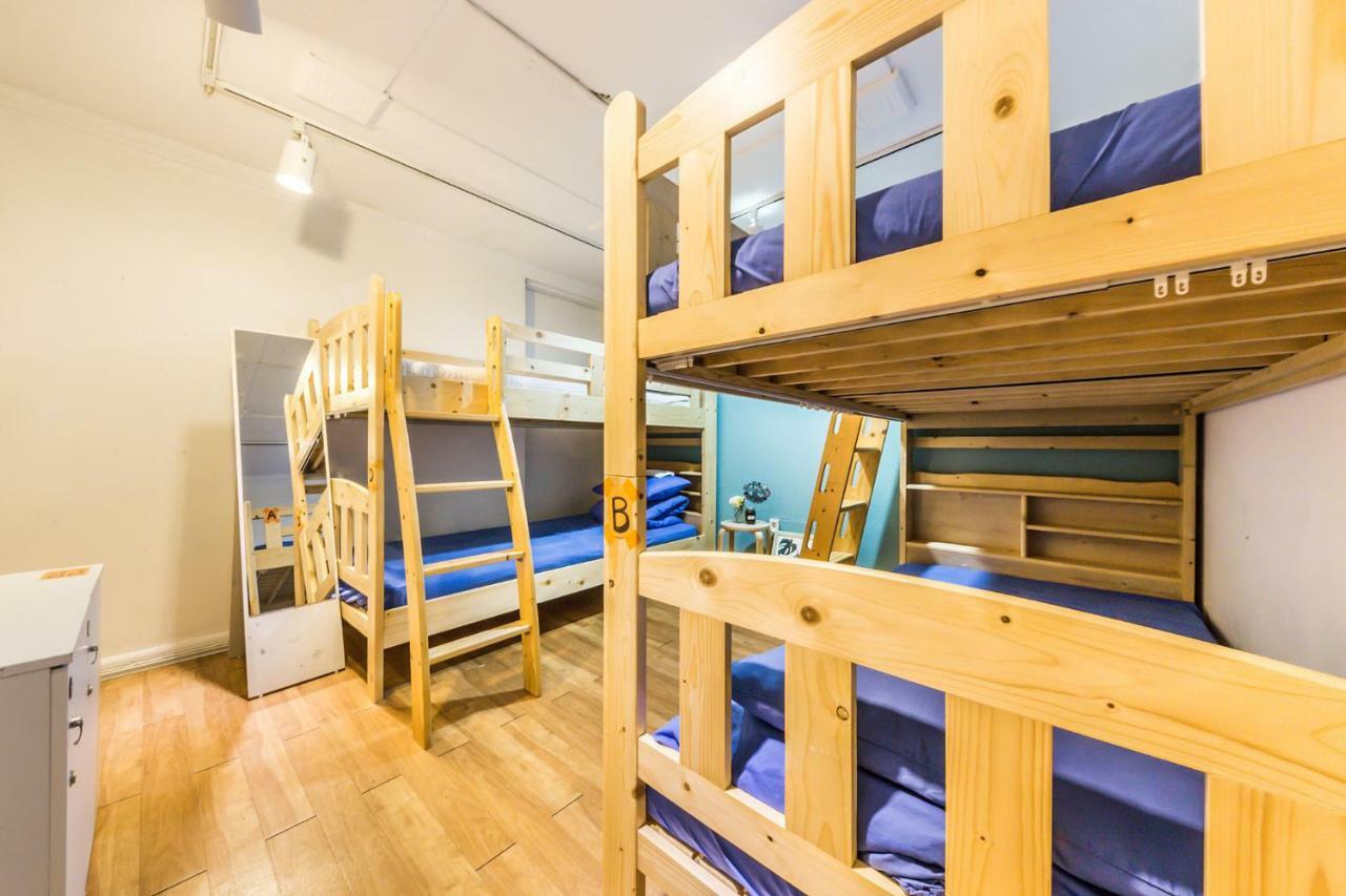 Sinchon Sisters Hostel Сеул Экстерьер фото